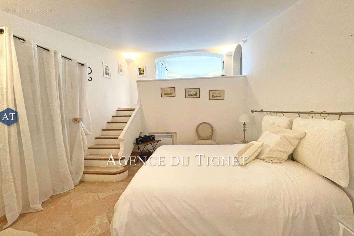 Maison à SPERACEDES