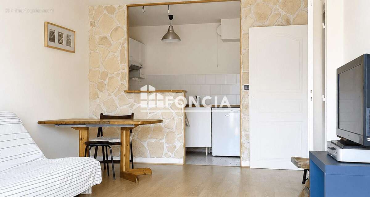 Charmant appartement de 45 m² - Place Morny - photo 4