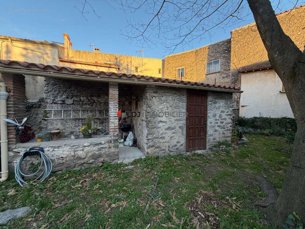 Appartement à ARLES-SUR-TECH