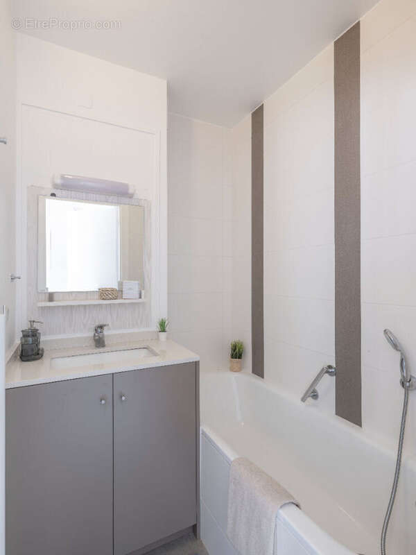 A VENDRE - AGENCE GIBOIRE - Appartement Larmor Baden 2 pièce(s) 38.68 m2 - photo 5