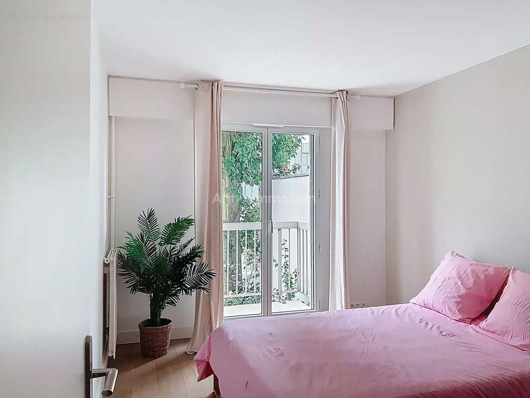 Appartement à FONTENAY-SOUS-BOIS