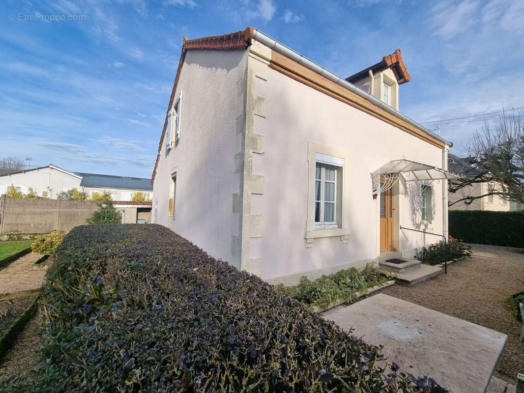 Photo 3 - Maison à GUEUGNON