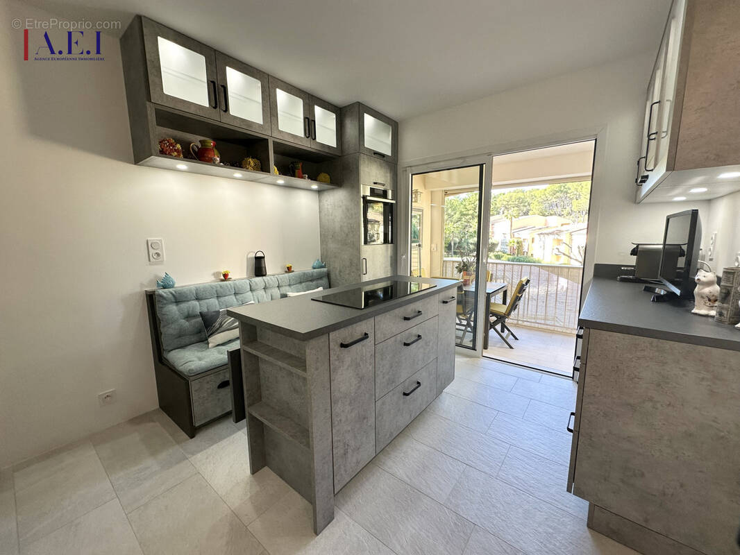Appartement à SANARY-SUR-MER