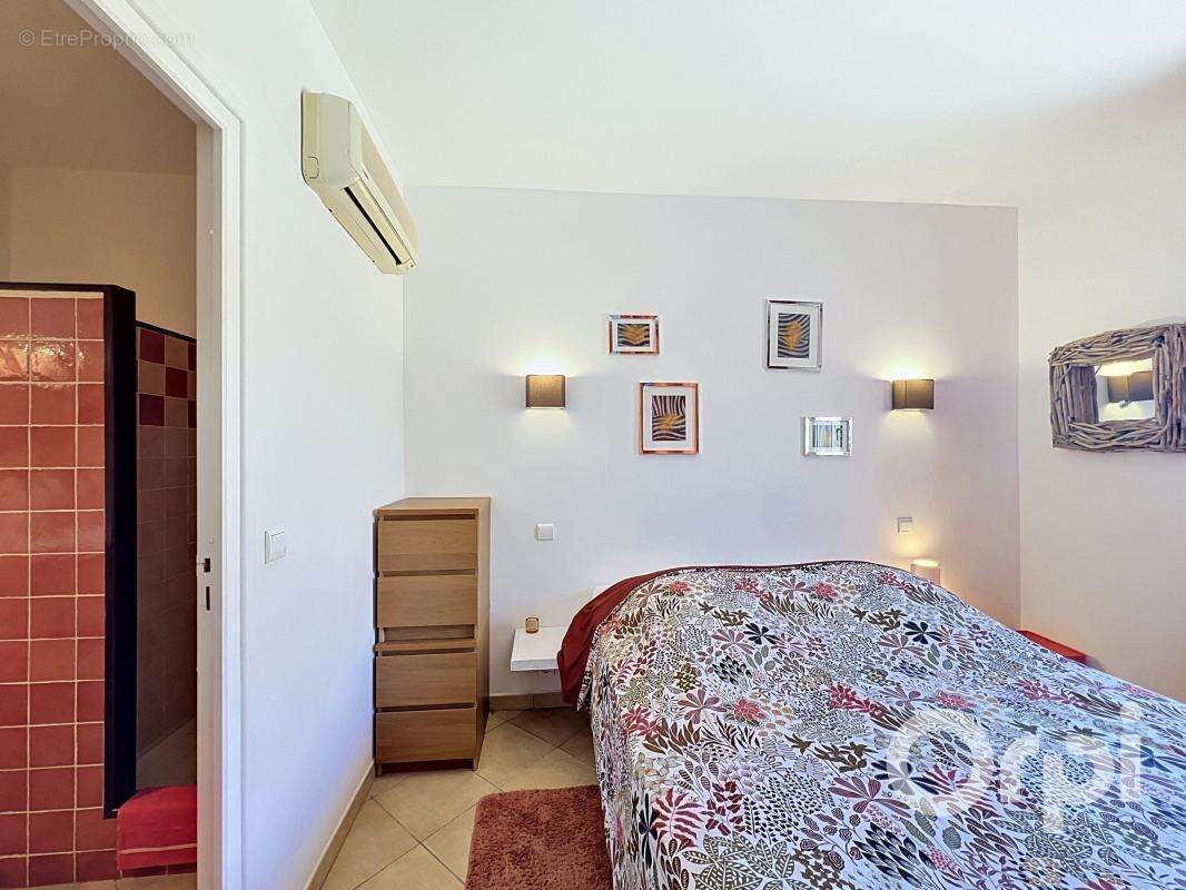 Maison à PORTO-VECCHIO