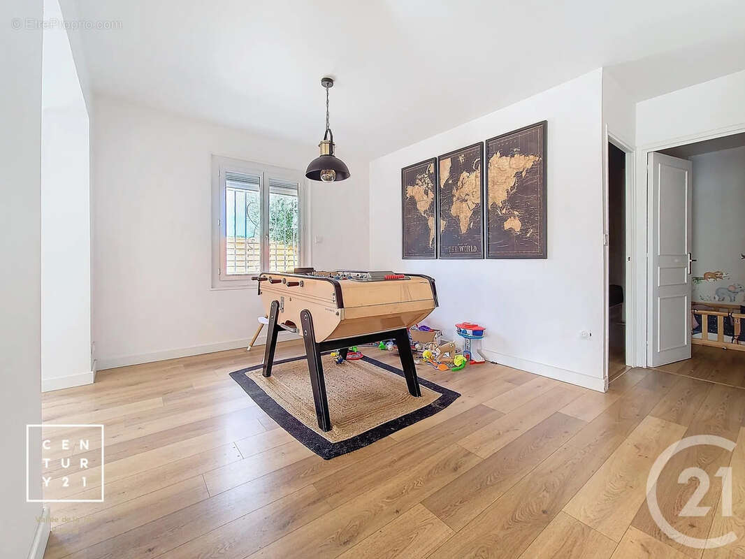 Maison à SAINT-ESTEVE