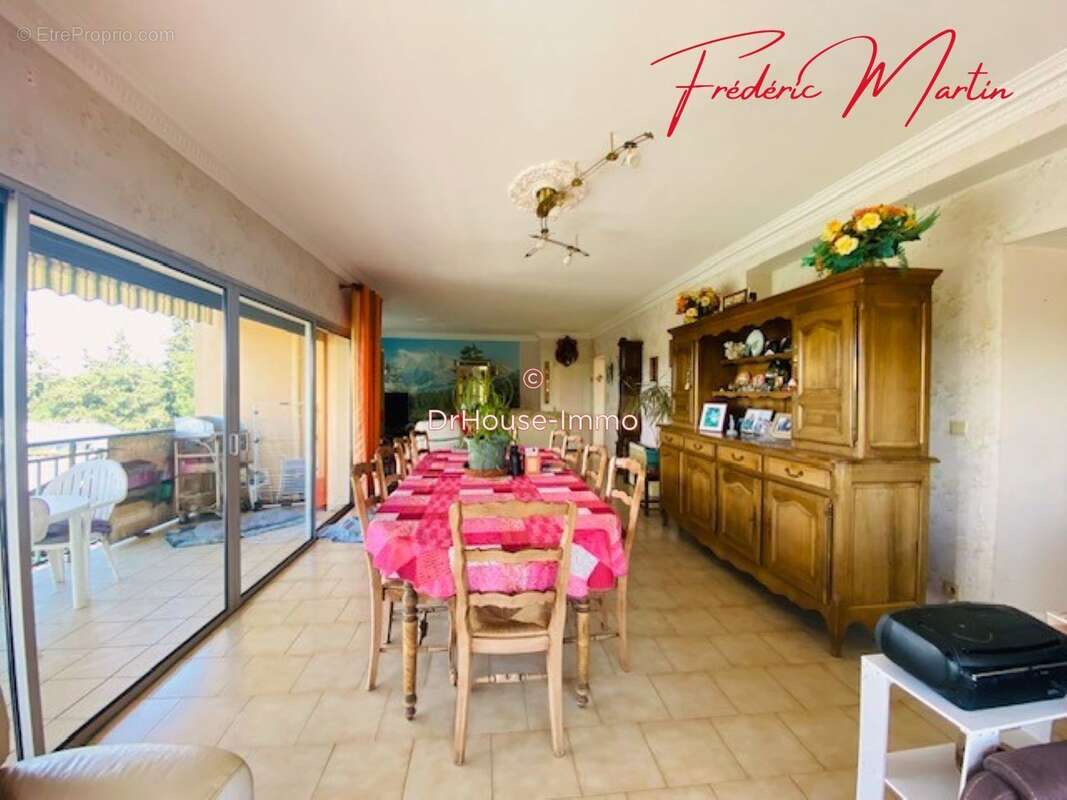 Maison 327 m² à Uzes  - photo 18