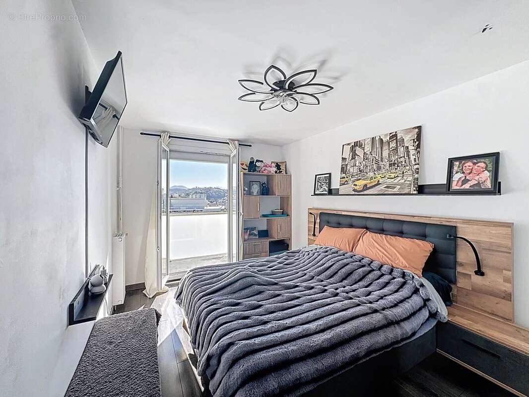 Appartement à MARSEILLE-12E