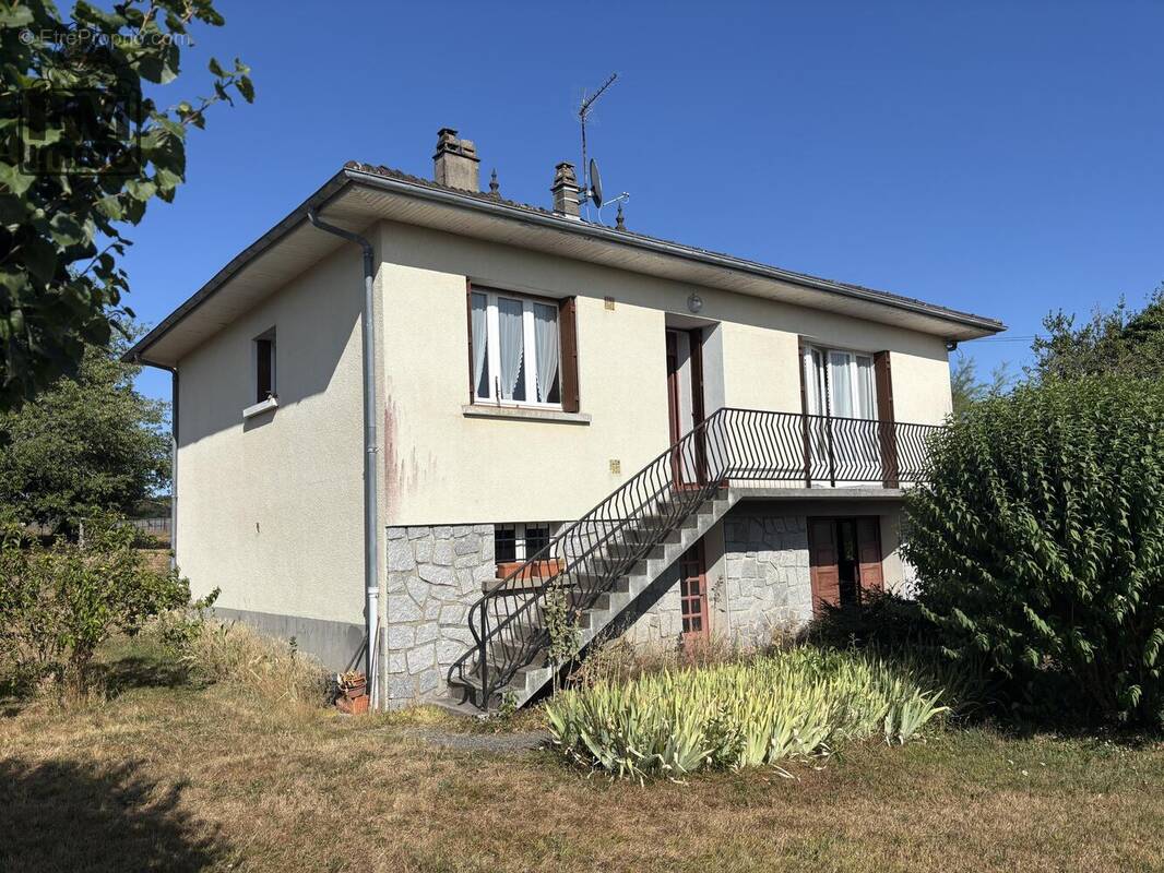 Maison 76 m² à Linards  - photo 1