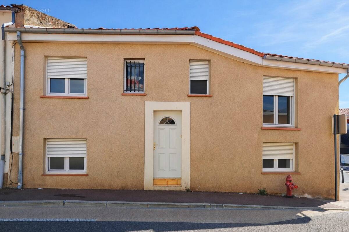 Maison à BRUGUIERES