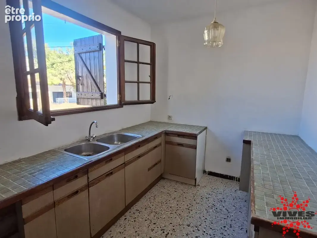 Maison de ville - secteur Béziers - Cimetière neuf - photo 3