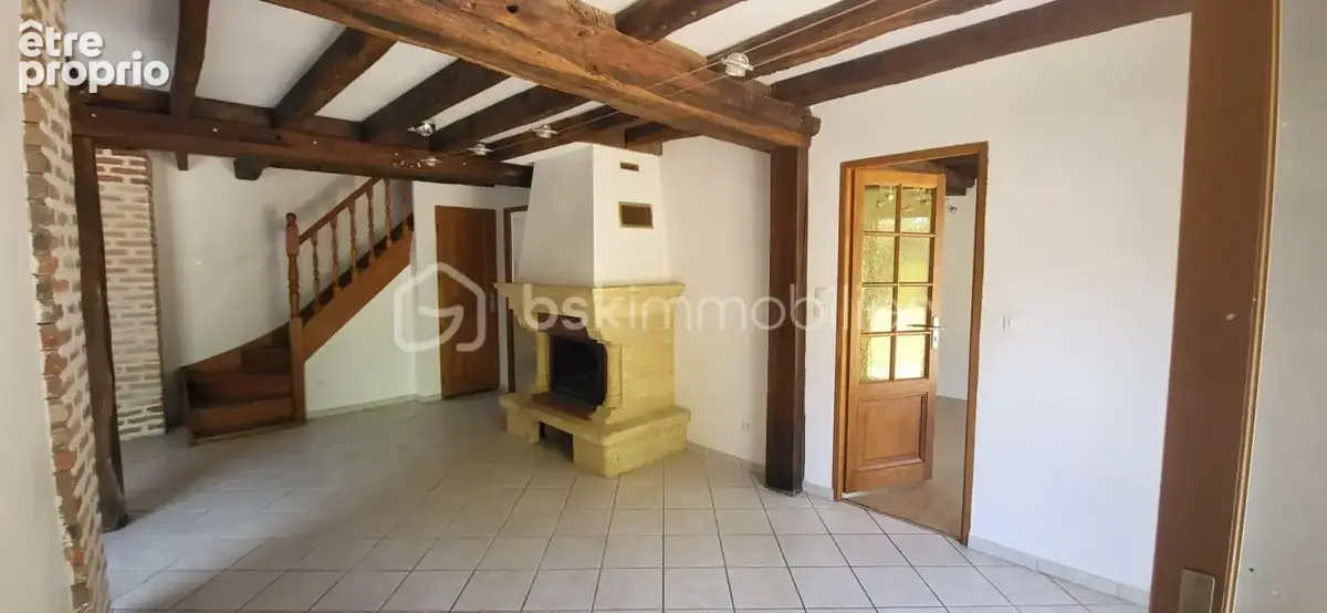 Maison familiale avec beau potentiel à La Ferté-Saint-Aubin - photo 3