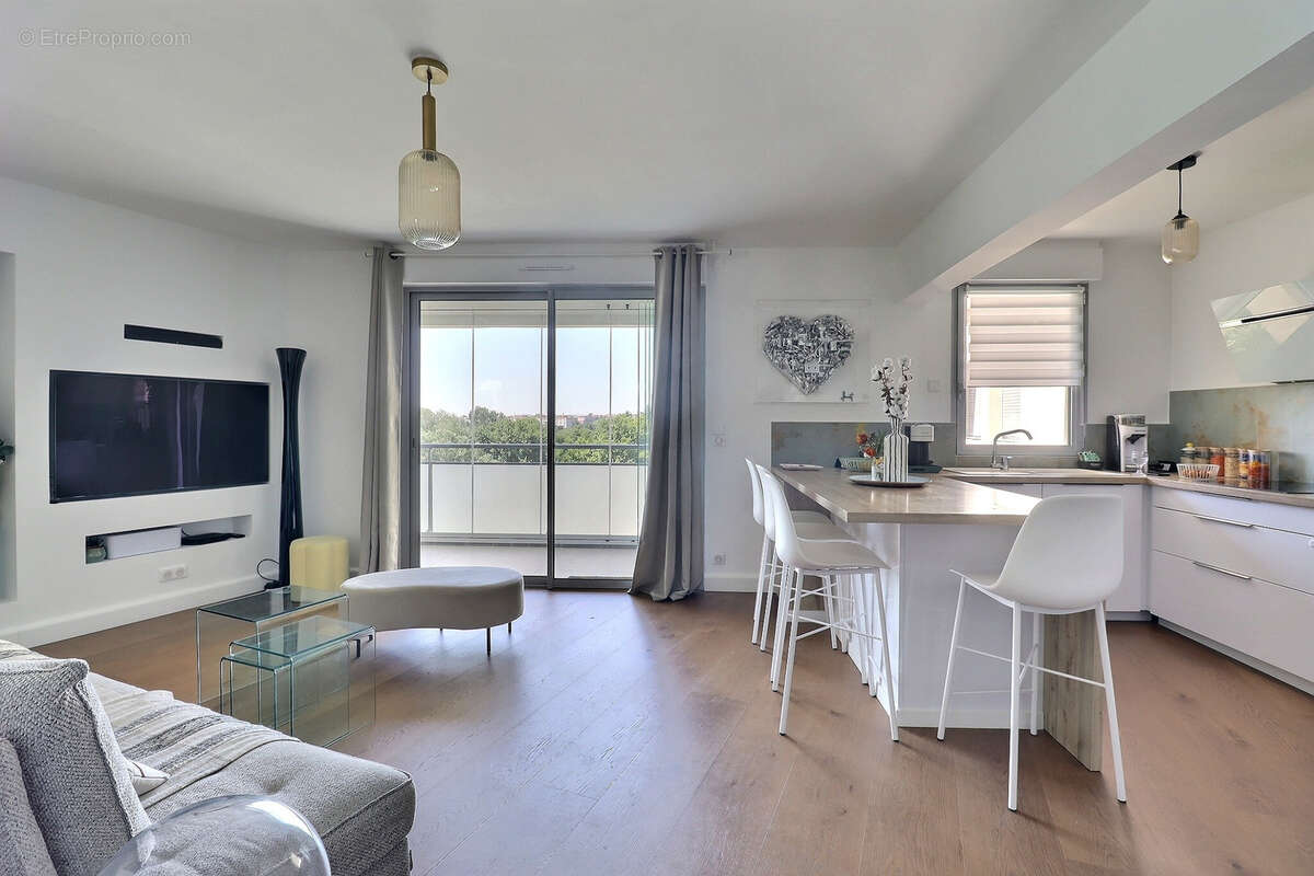 Appartement à CASTELNAU-LE-LEZ