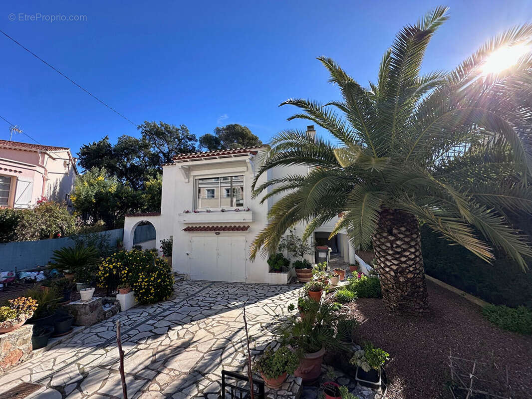 Maison à SAINT-RAPHAEL