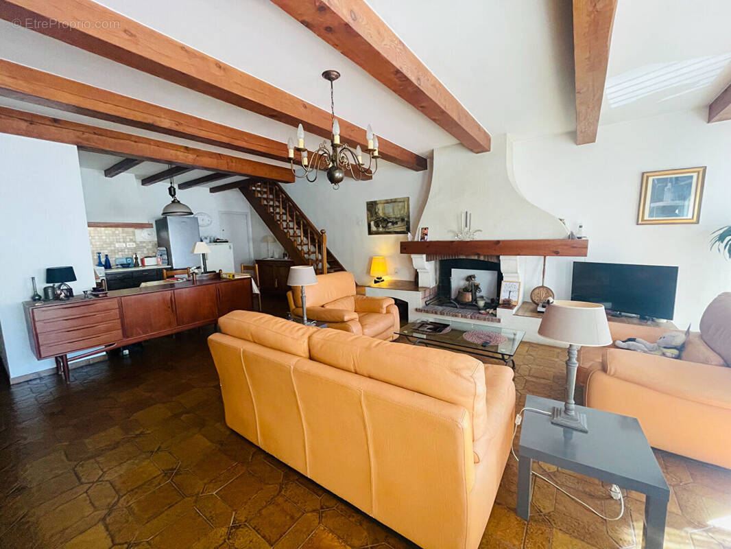 Appartement à PORT-DE-BOUC