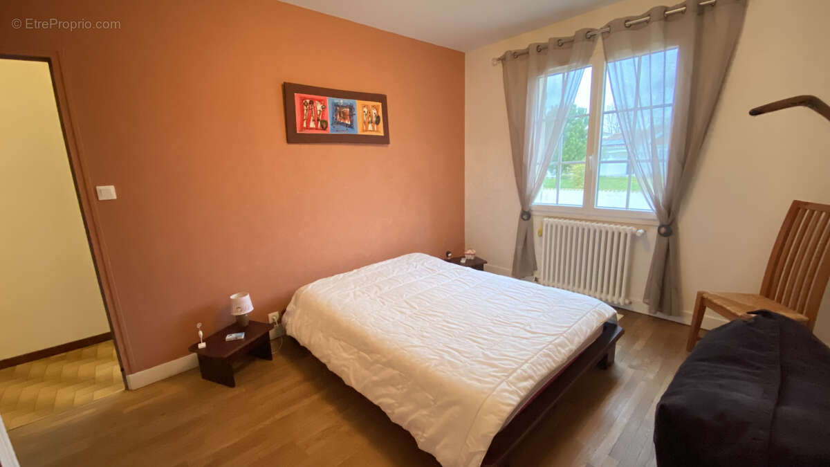 Maison à SAINT-FORT-SUR-GIRONDE