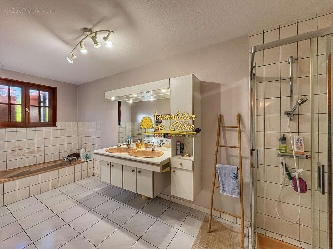 Maison à LUXEUIL-LES-BAINS