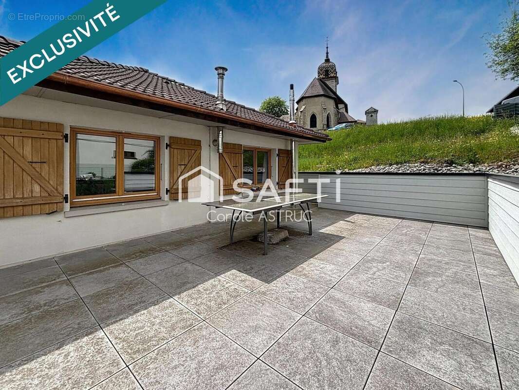 Photo 8 - Maison à ROCHEJEAN