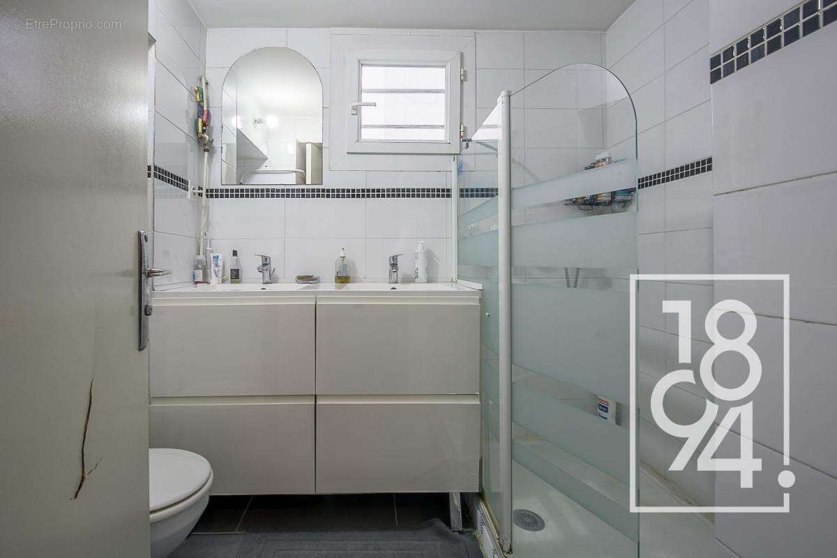 Appartement à MARSEILLE-3E