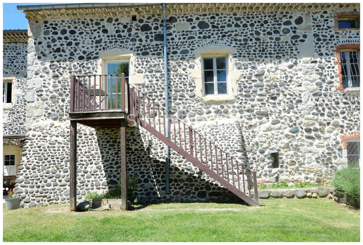 Maison à CHOMERAC
