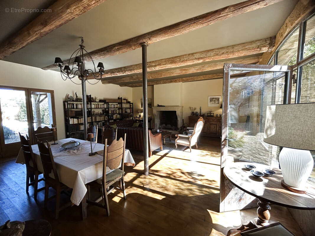 Maison à SAINT-QUENTIN-LA-POTERIE