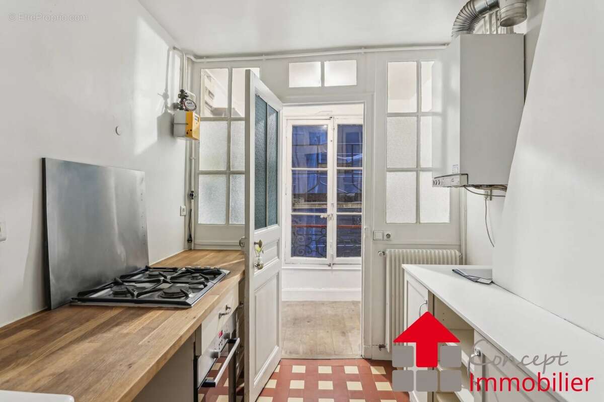Appartement à PARIS-3E