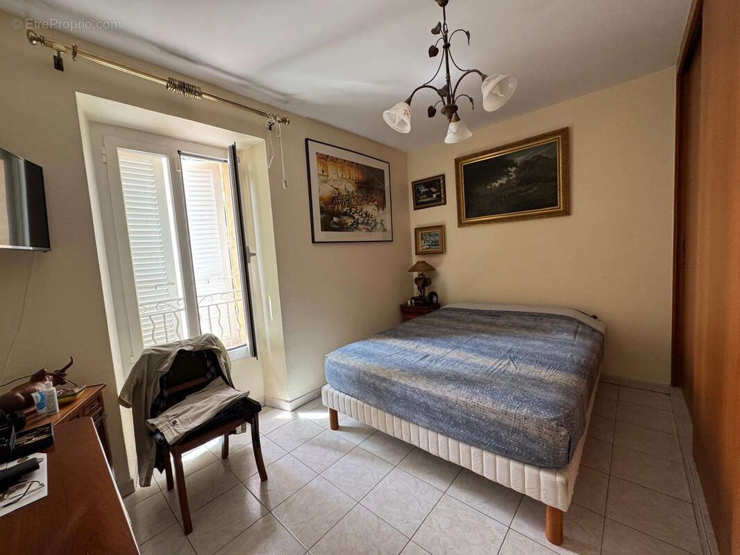Appartement à ROQUEBRUNE-CAP-MARTIN