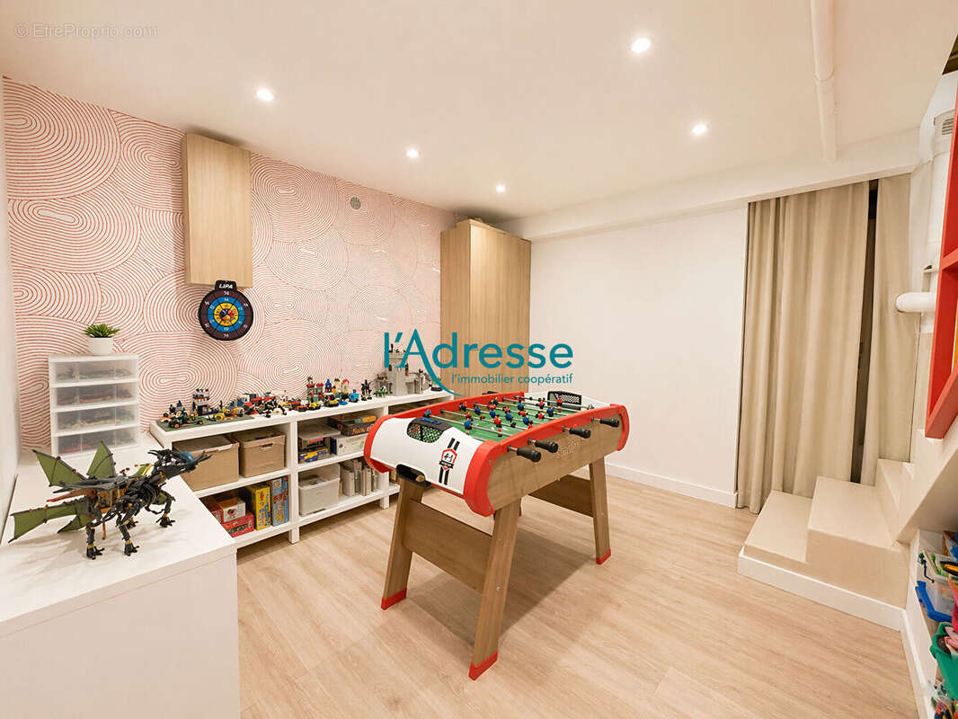 Maison à NANTERRE