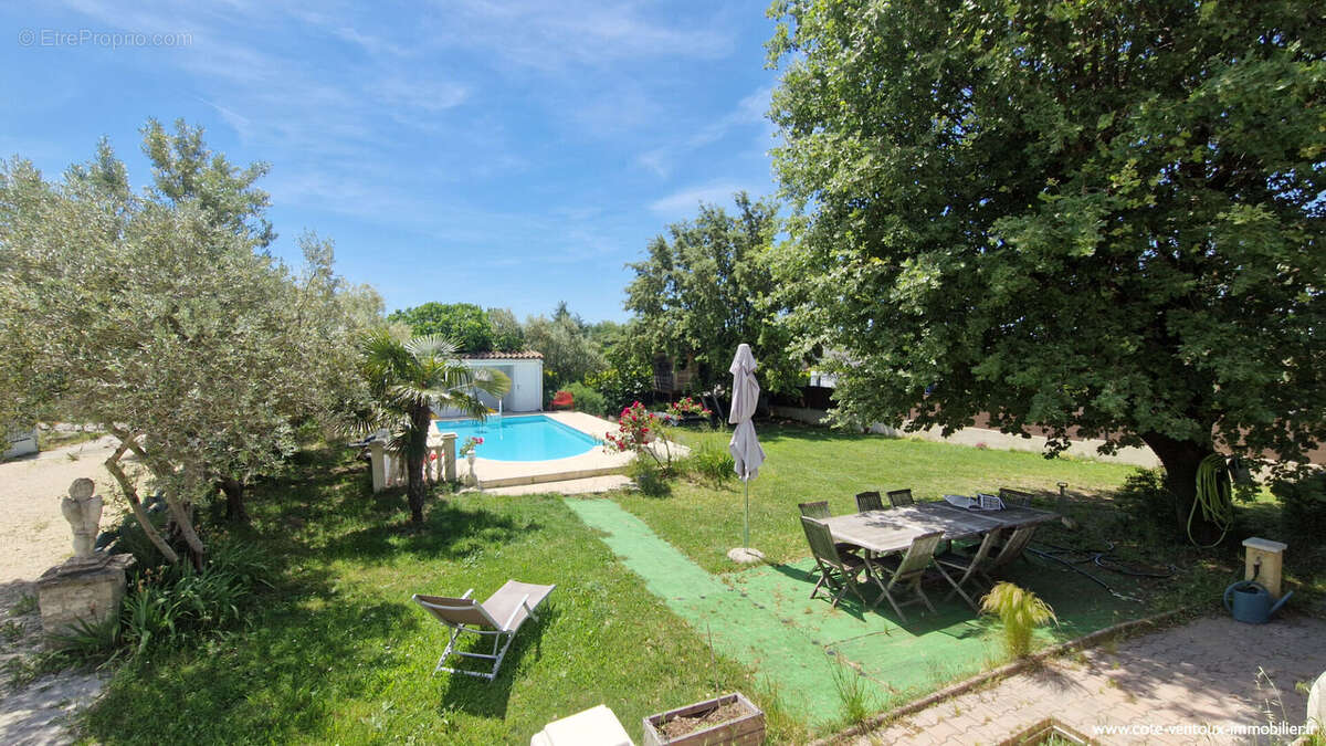 Maison à MAZAN