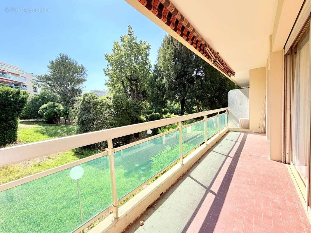 superbe 4 pièces entièrement rénové avec belles terrasses - photo 8