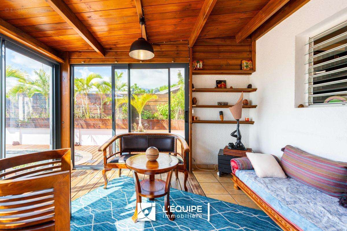 Maison à SAINT-DENIS