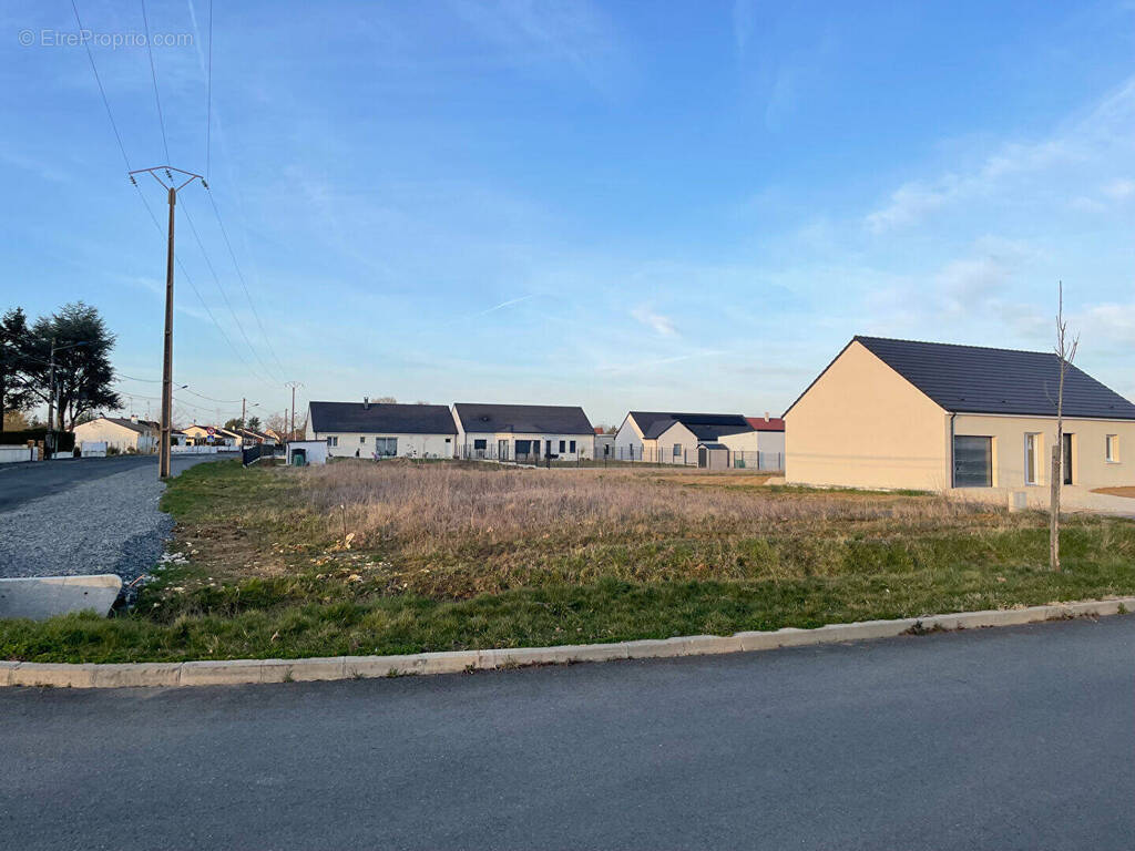 Terrain à LE POINCONNET