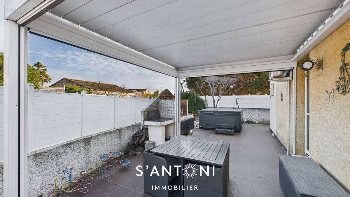 Maison à VILLENEUVE-LES-BEZIERS