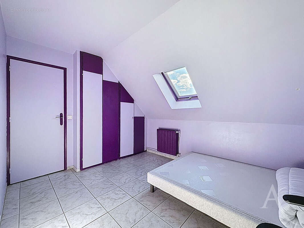 Maison à ROSNY-SUR-SEINE