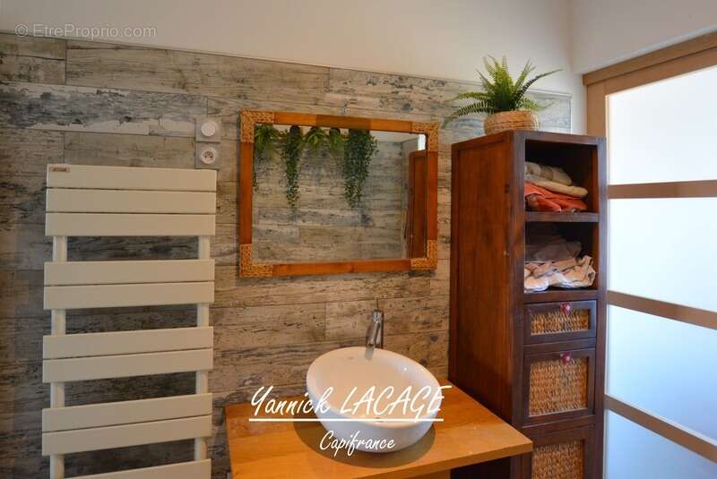 Appartement à MARSEILLE-14E