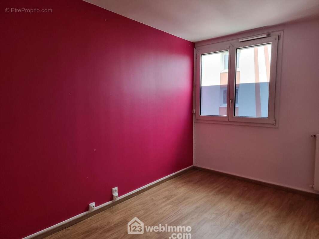 Appartement à THIAIS