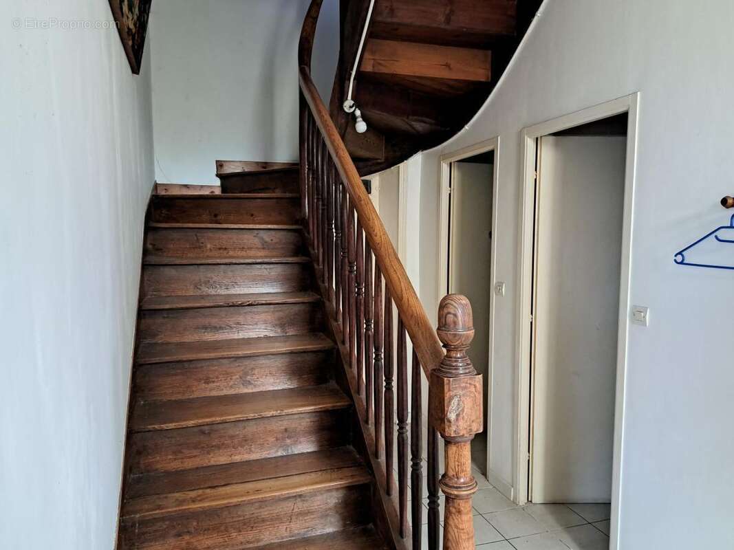 Maison à POMMERIT-JAUDY