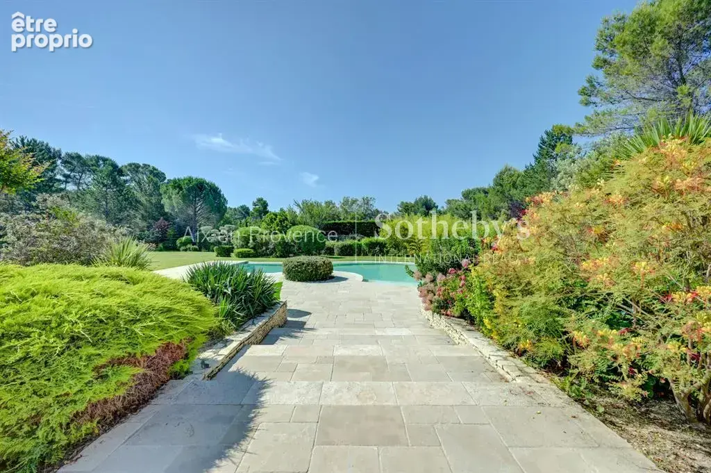 Maison d'exception - 280 m² à vendre à proximité d'Aix-en-Provence - photo 11