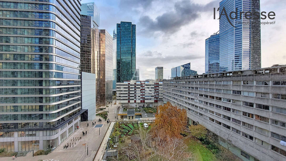 Appartement à COURBEVOIE