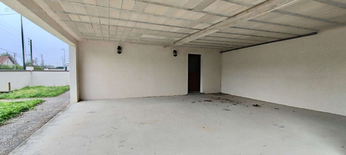 Maison à SAINT-MARTIN-DU-TERTRE