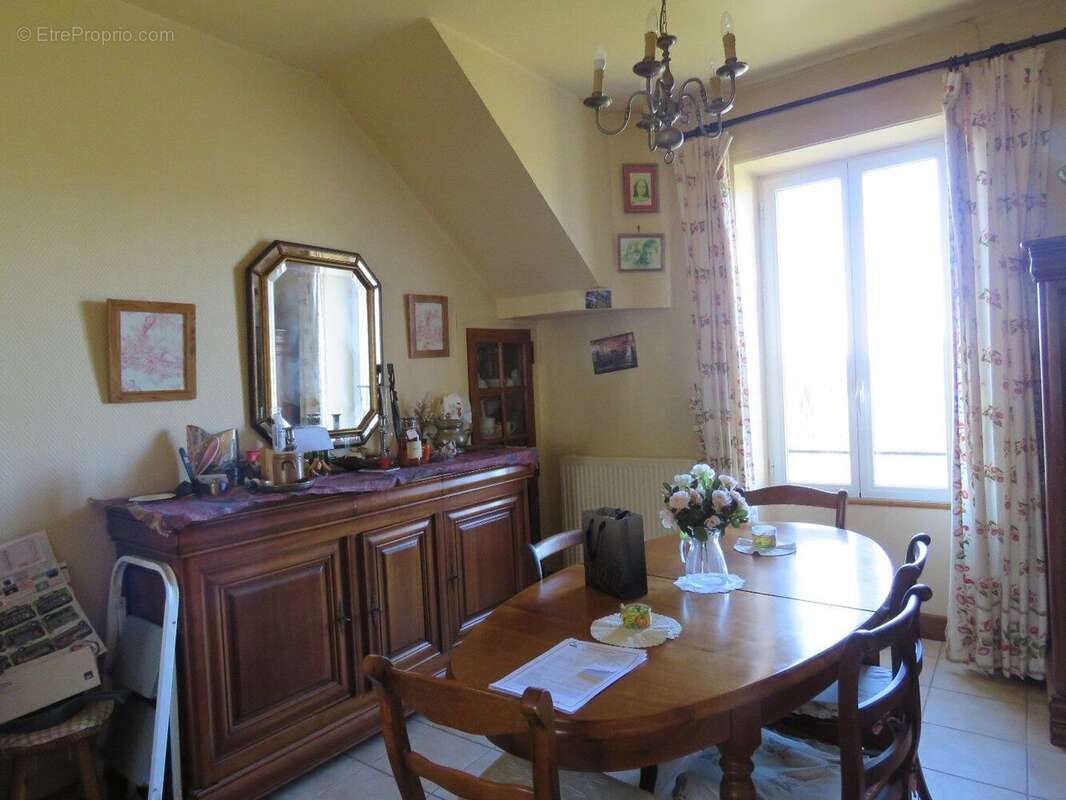 Maison à JUILLAC