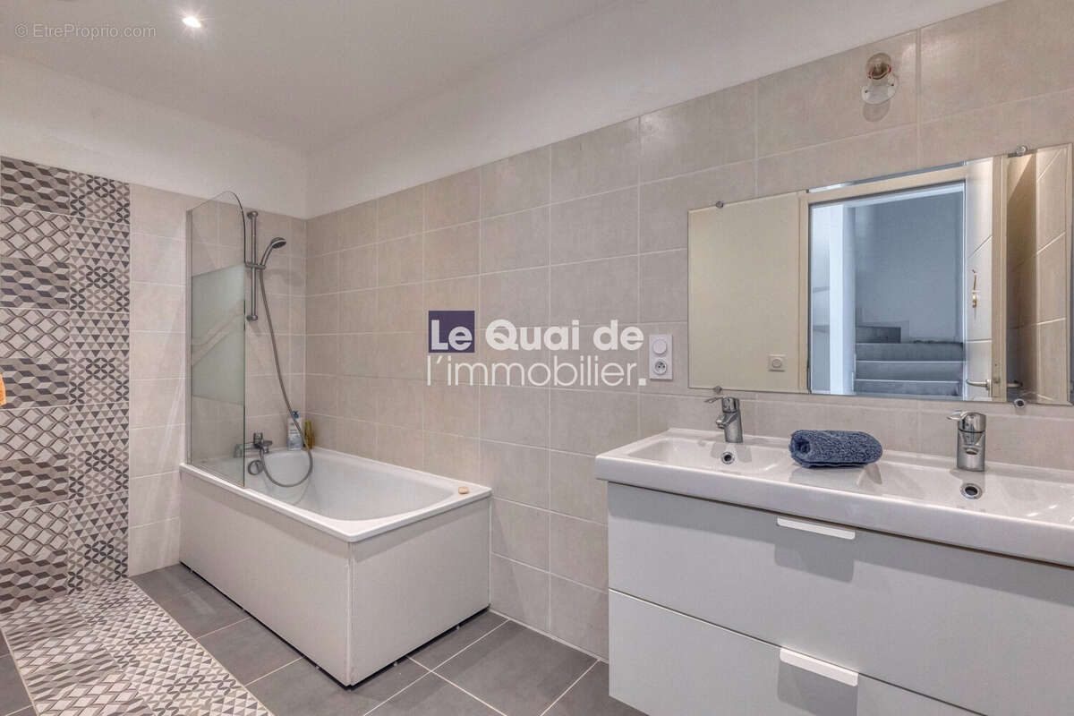 Maison à SAINT-MARTIN-D'URIAGE