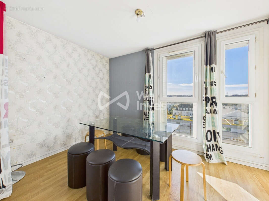 Appartement à EPINAY-SOUS-SENART