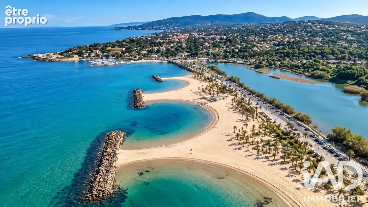 Photo 1 - Maison à FREJUS