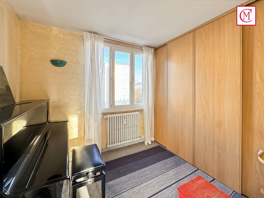 Appartement à MEYLAN