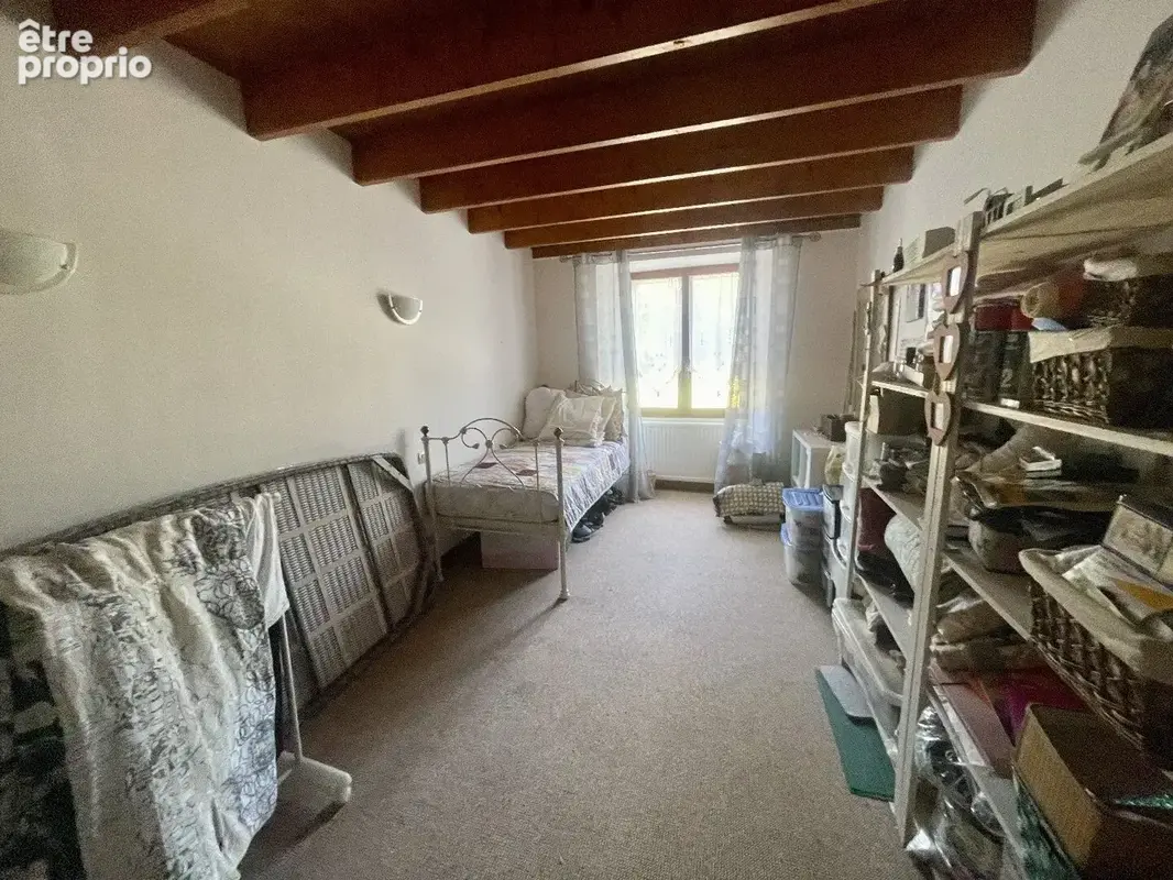 Maison du caractère de plain-pied avec 3 chambres, grand terrain, garage et atelier - photo 13