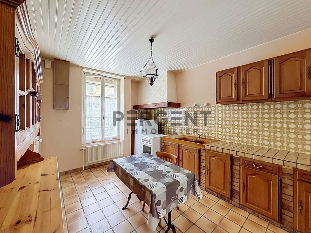 Maison 67 m² à Charleville-Mezieres  - photo 6