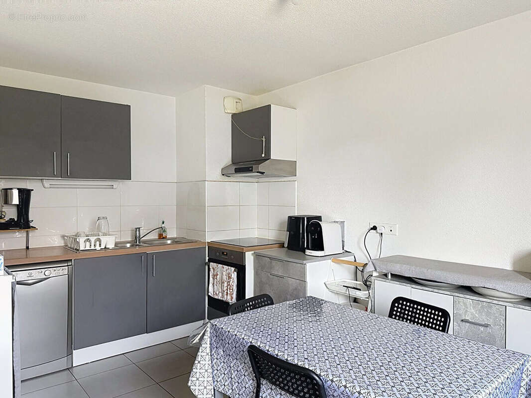 Appartement à VILLENAVE-D&#039;ORNON