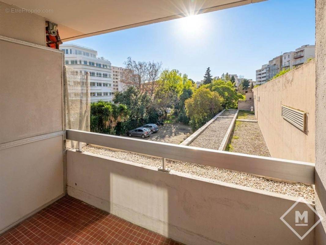 Appartement à MARSEILLE-8E