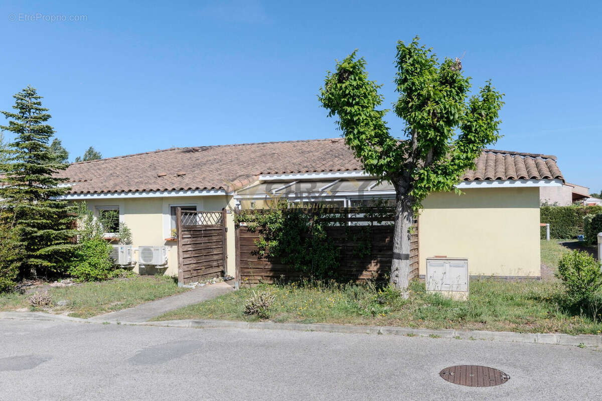 Maison à ROCHEFORT-DU-GARD