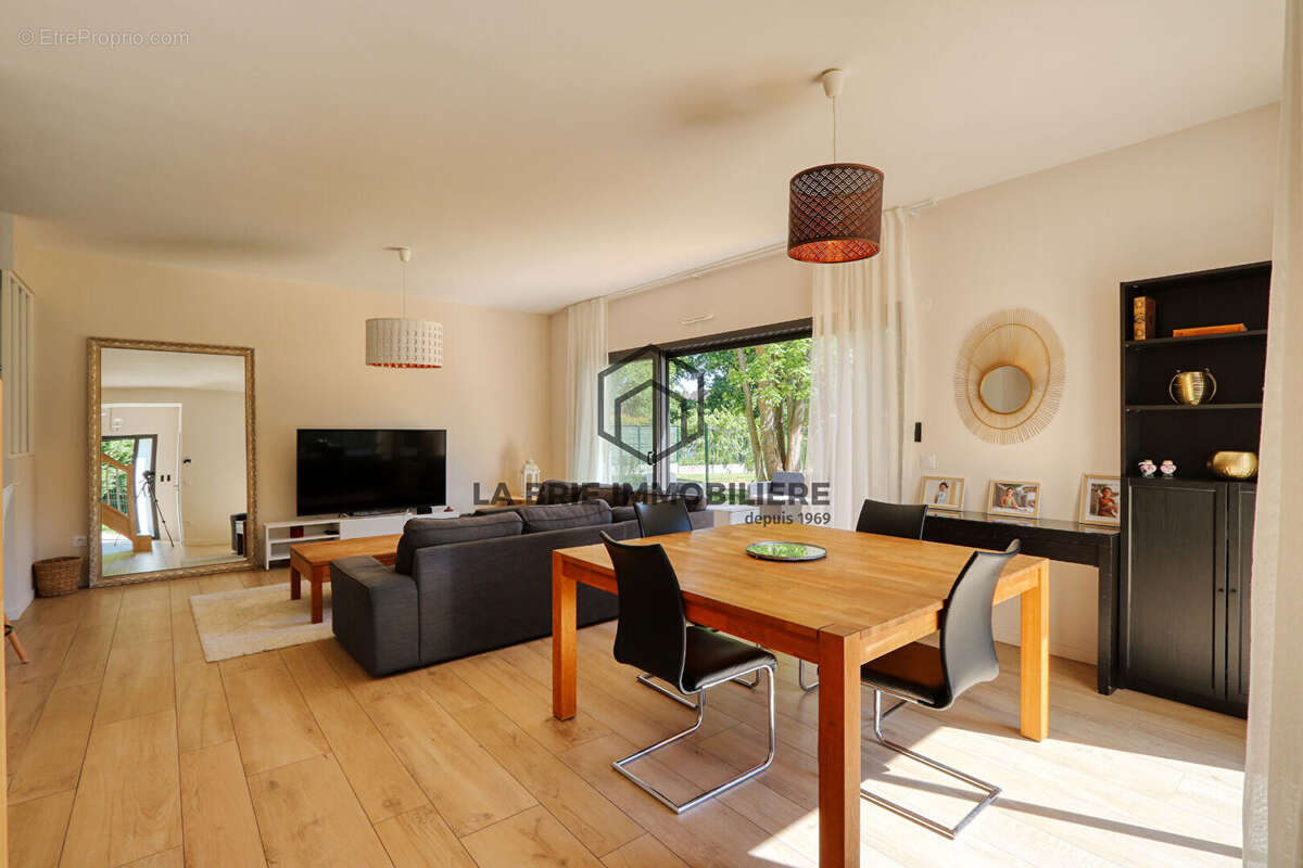 Maison à MAROLLES-EN-BRIE